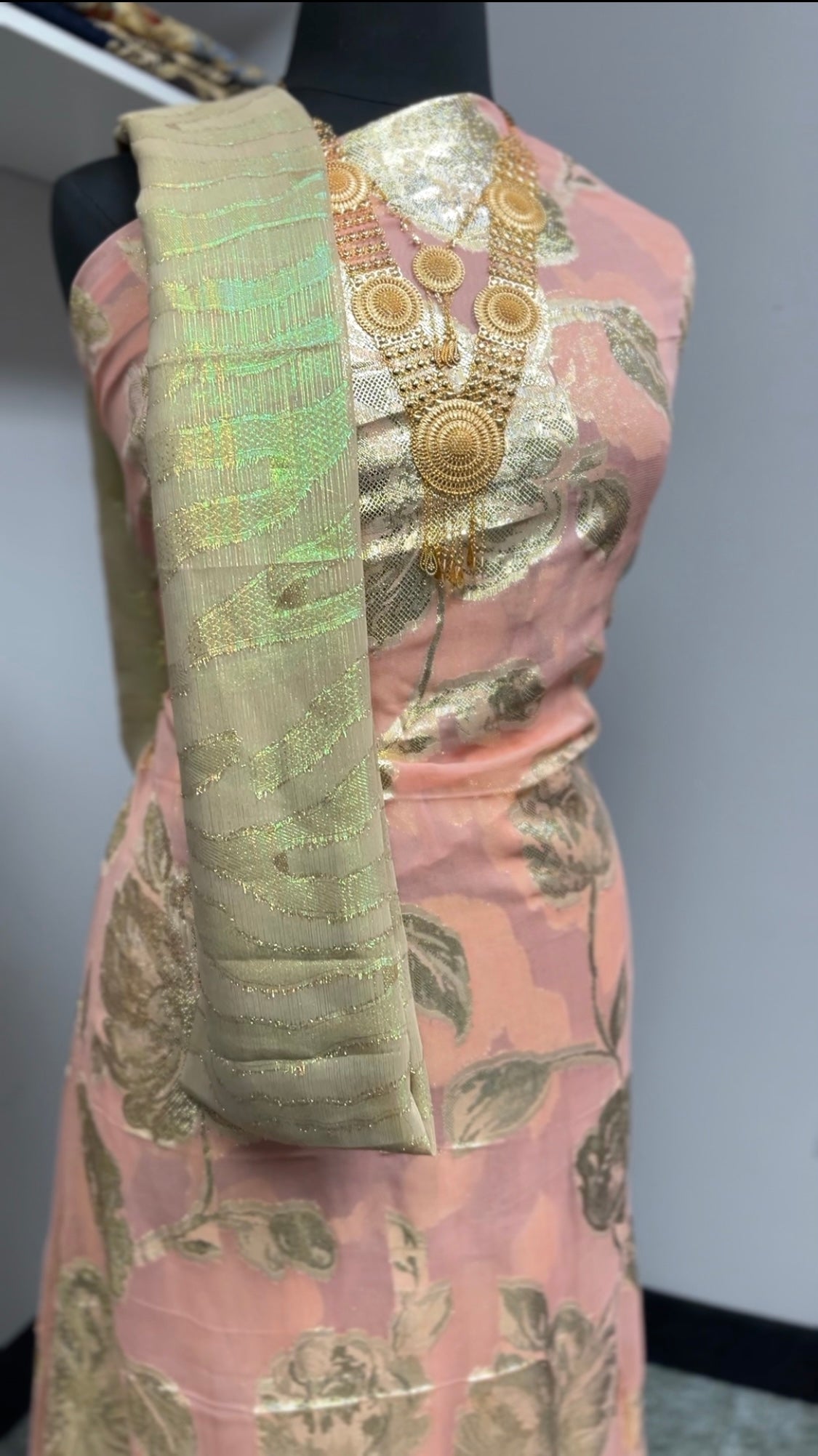 Pink  & Gold Farsawi